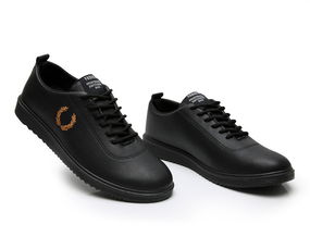 秋冬季韩版潮百搭板鞋 保暖防水防滑休闲皮鞋男鞋推荐