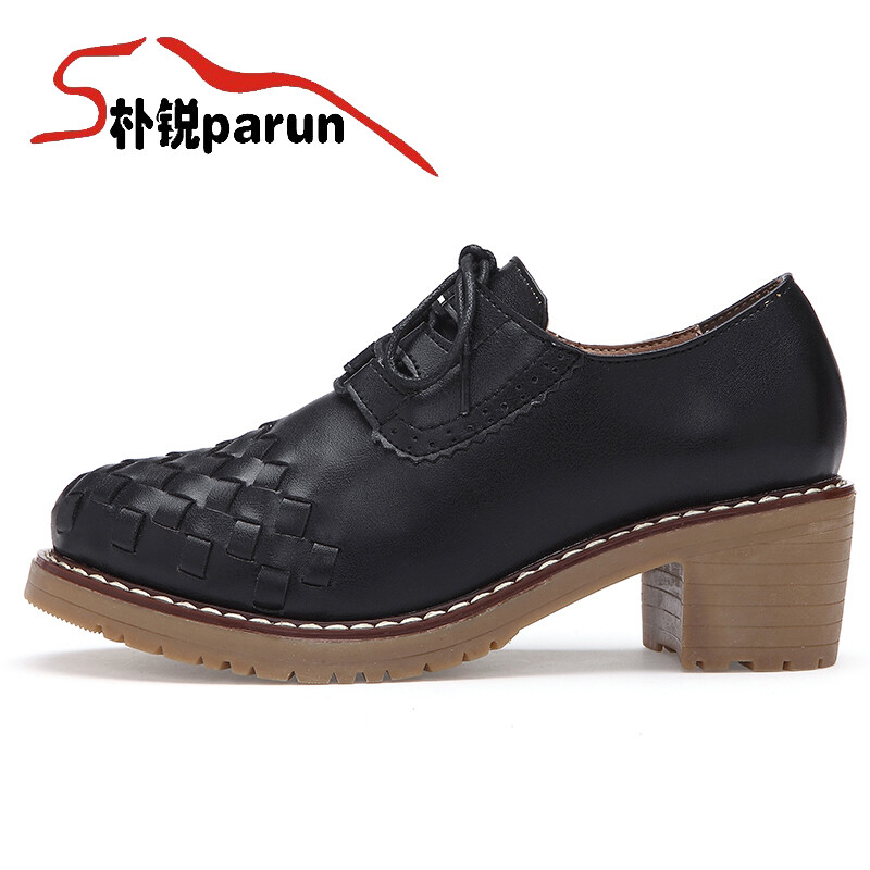 优雅与舒适的融合 探索朴锐英伦中跟休闲单鞋的时尚魅力